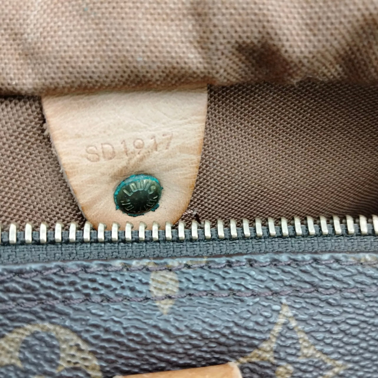 Louis Vuitton Speedy 30