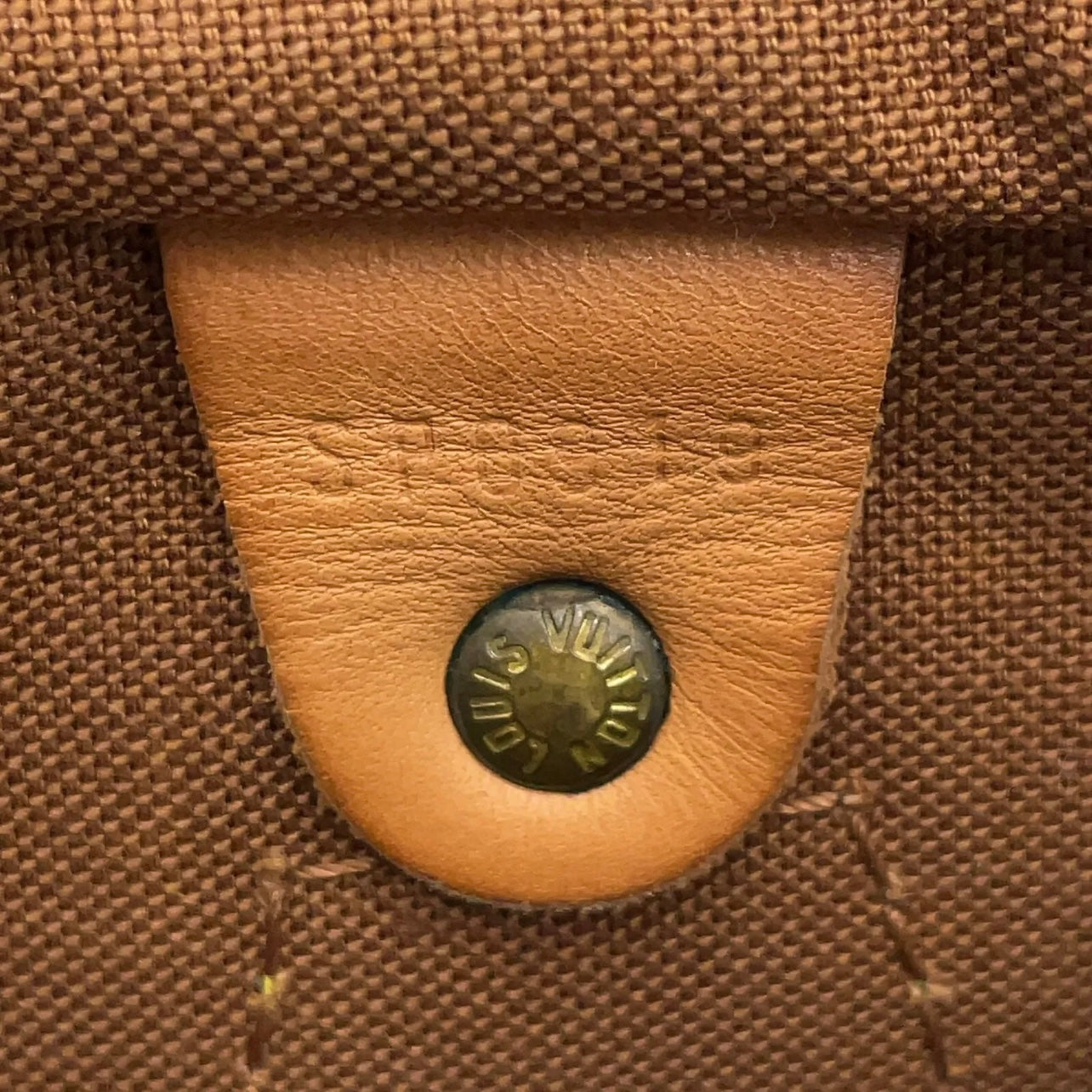 Louis Vuitton Speedy 30